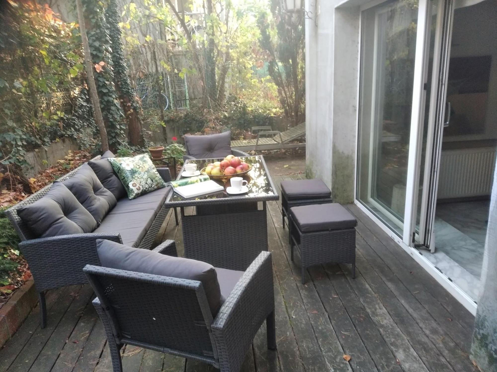Zalesie Retreat Apartment *